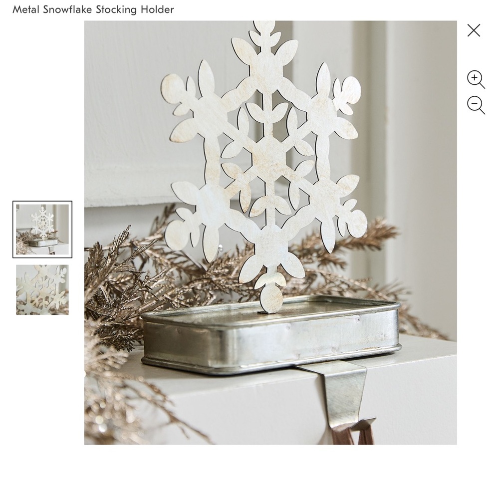 BUNDLE/5 West Elm snowflake stocking holders ❤️❤️❤️❤️